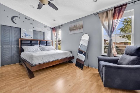 Villa ou maison à vendre à Pembroke Pines, Floride: 3 chambres, 171.68 m2 № 1790527 - photo 28