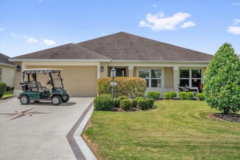 Villa ou maison à vendre à The Villages, Floride: 3 chambres, 163.32 m2 № 1903970 - photo 2