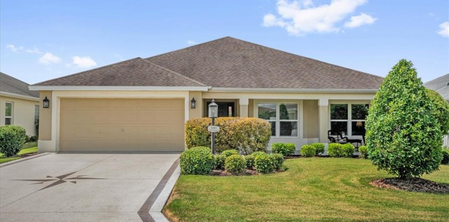 Villa ou maison à The Villages, Floride 3 chambres, 163.32 m2 № 1903970