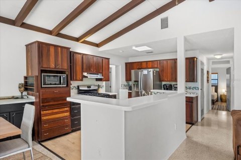 House in Cocoa Beach, Florida 4 bedrooms, 223.52 sq.m. № 1846597 - photo 6
