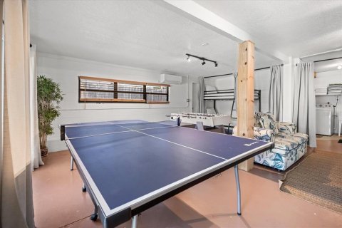 House in Cocoa Beach, Florida 4 bedrooms, 223.52 sq.m. № 1846597 - photo 27