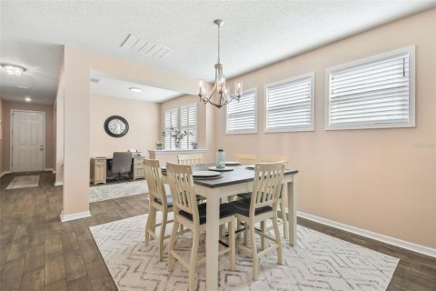 House in Fish Hawk, Florida 2 bedrooms, 164.25 sq.m. № 1810353 - photo 27