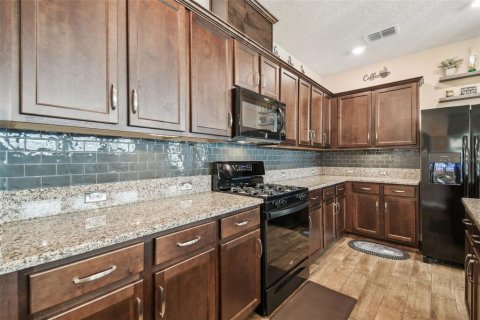 House in Fish Hawk, Florida 2 bedrooms, 164.25 sq.m. № 1810353 - photo 25