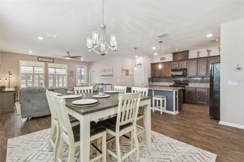 House in Fish Hawk, Florida 2 bedrooms, 164.25 sq.m. № 1810353 - photo 28