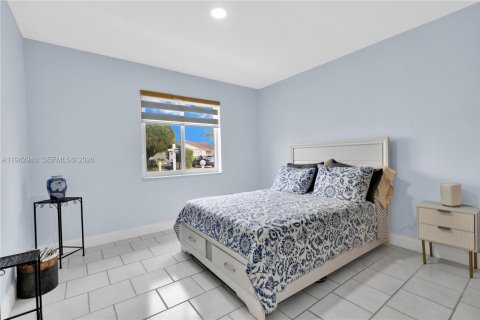 Casa en venta en Miami, Florida, 3 dormitorios, 123.75 m2 № 2000293 - foto 19