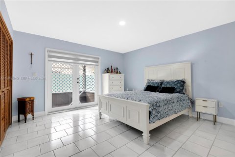 Casa en venta en Miami, Florida, 3 dormitorios, 123.75 m2 № 2000293 - foto 20