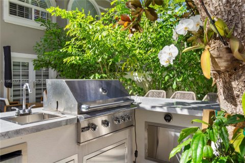 Купить таунхаус в Майами, Флорида 3 спальни, 146.79м2, № 2023886 - фото 3
