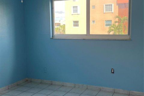 Copropriété à louer à Hialeah, Floride: 3 chambres, 102.01 m2 № 2420730 - photo 9