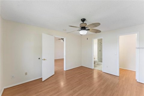 Condominio en alquiler en Orlando, Florida, 2 dormitorios, 94.11 m2 № 1912239 - foto 12