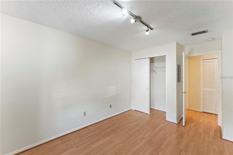 Condominio en alquiler en Orlando, Florida, 2 dormitorios, 94.11 m2 № 1912239 - foto 16