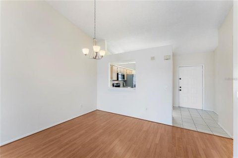 Condominio en alquiler en Orlando, Florida, 2 dormitorios, 94.11 m2 № 1912239 - foto 6