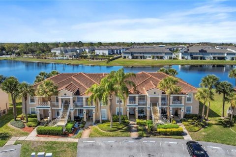 Condominio en alquiler en Orlando, Florida, 2 dormitorios, 94.11 m2 № 1912239 - foto 2