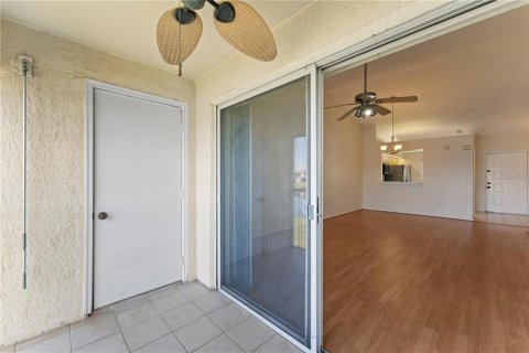 Condominio en alquiler en Orlando, Florida, 2 dormitorios, 94.11 m2 № 1912239 - foto 20