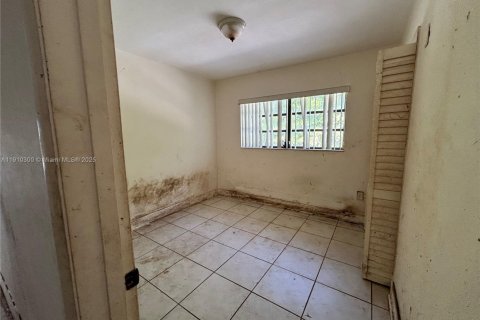 Купить виллу или дом в Майами, Флорида 3 спальни, 133.41м2, № 1969659 - фото 16