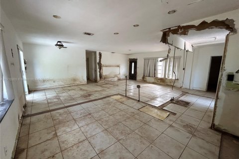 Купить виллу или дом в Майами, Флорида 3 спальни, 133.41м2, № 1969659 - фото 13