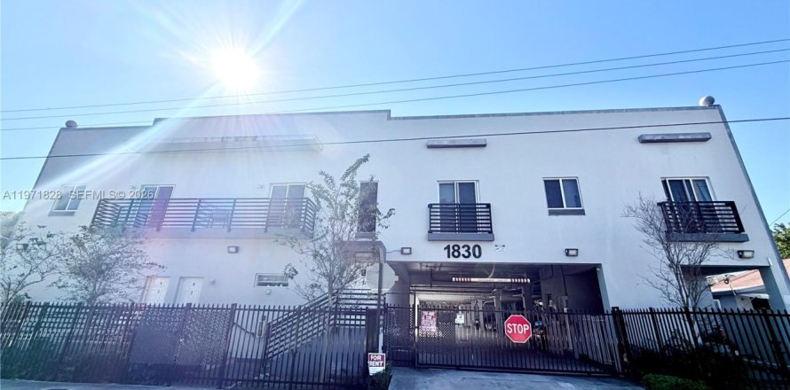 Appartement à Miami, Floride 1 chambre, 83.61 m2 № 2032447