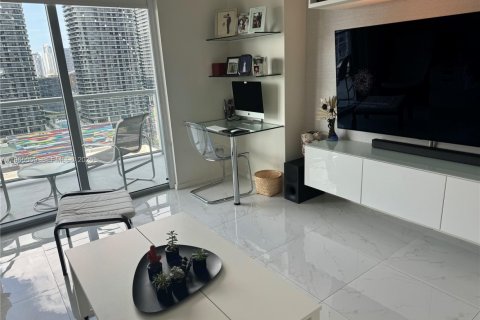 Condominio en alquiler en Miami, Florida, 2 dormitorios, 94.02 m2 № 2081171 - foto 8