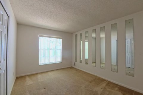Villa ou maison à vendre à Kissimmee, Floride: 4 chambres, 172.24 m2 № 2303251 - photo 19