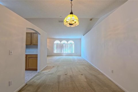 Villa ou maison à vendre à Kissimmee, Floride: 4 chambres, 172.24 m2 № 2303251 - photo 9