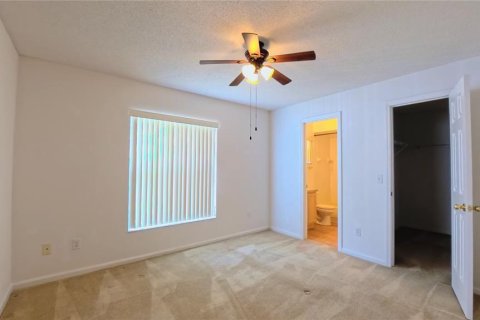 Villa ou maison à vendre à Kissimmee, Floride: 4 chambres, 172.24 m2 № 2303251 - photo 21