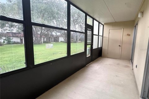 Condo in Inverness, Florida, 2 bedrooms  № 1901924 - photo 11