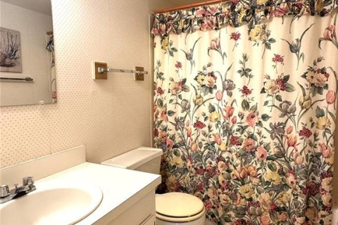Condo in Inverness, Florida, 2 bedrooms  № 1901924 - photo 10