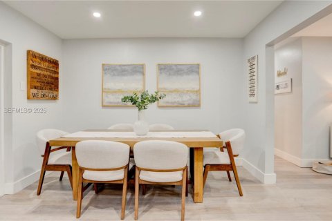 Villa ou maison à vendre à Cutler Bay, Floride: 3 chambres, 134.89 m2 № 2044617 - photo 24