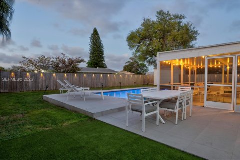 Villa ou maison à vendre à Cutler Bay, Floride: 3 chambres, 134.89 m2 № 2044617 - photo 9