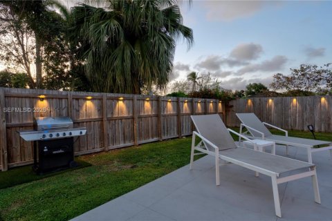 Villa ou maison à vendre à Cutler Bay, Floride: 3 chambres, 134.89 m2 № 2044617 - photo 14