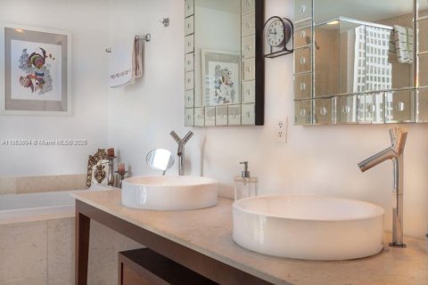 Copropriété à louer à Miami, Floride: 2 chambres, 116.59 m2 № 1872456 - photo 21