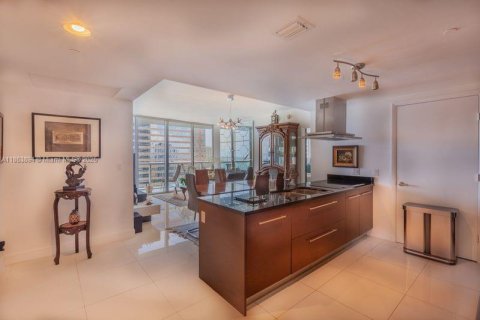Copropriété à louer à Miami, Floride: 2 chambres, 116.59 m2 № 1872456 - photo 2