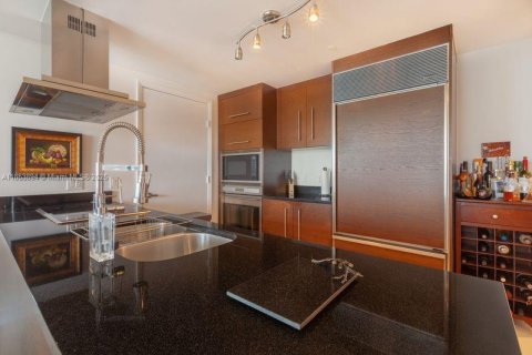 Copropriété à louer à Miami, Floride: 2 chambres, 116.59 m2 № 1872456 - photo 9