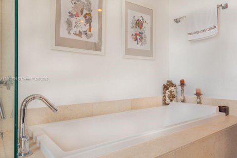 Copropriété à louer à Miami, Floride: 2 chambres, 116.59 m2 № 1872456 - photo 20