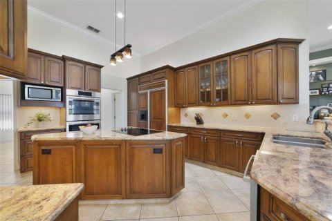 Casa en venta en Orlando, Florida, 5 dormitorios, 391.4 m2 № 2215126 - foto 16