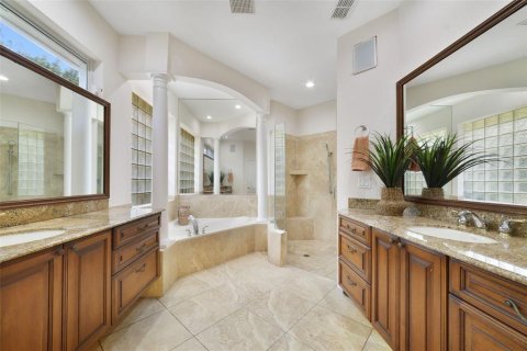 Casa en venta en Orlando, Florida, 5 dormitorios, 391.4 m2 № 2215126 - foto 24