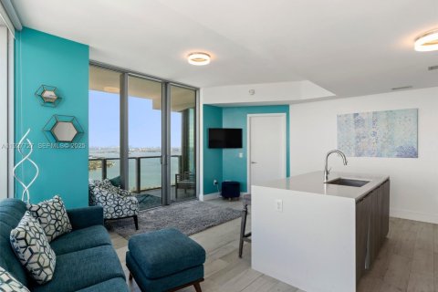 Copropriété à louer à Miami, Floride: 2 chambres, 98.48 m2 № 1986886 - photo 9