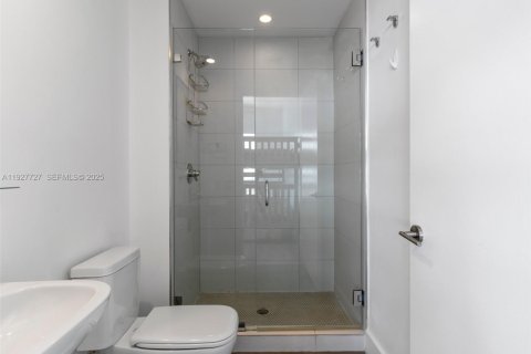 Copropriété à louer à Miami, Floride: 2 chambres, 98.48 m2 № 1986886 - photo 21