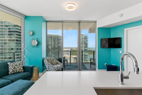 Copropriété à louer à Miami, Floride: 2 chambres, 98.48 m2 № 1986886 - photo 5