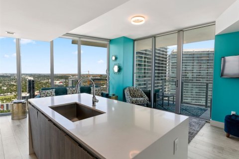 Copropriété à louer à Miami, Floride: 2 chambres, 98.48 m2 № 1986886 - photo 6