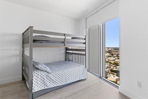 Copropriété à louer à Miami, Floride: 2 chambres, 98.48 m2 № 1986886 - photo 20
