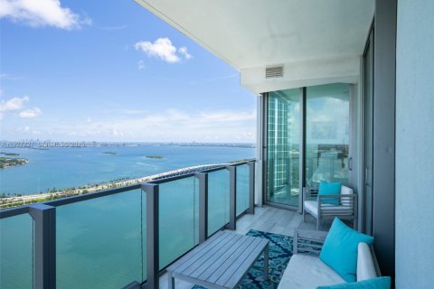 Copropriété à louer à Miami, Floride: 2 chambres, 98.48 m2 № 1986886 - photo 1