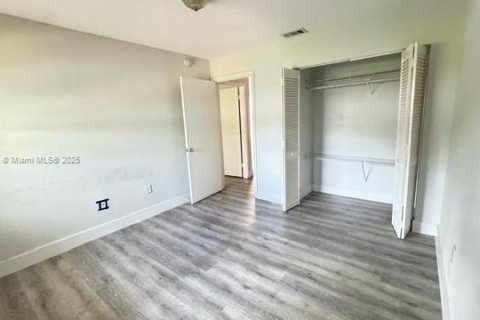 Copropriété à vendre à Miami, Floride: 3 chambres, 117.06 m2 № 1894284 - photo 6
