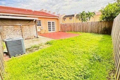 Copropriété à vendre à Miami, Floride: 3 chambres, 117.06 m2 № 1894284 - photo 12