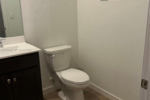 Adosado en alquiler en Homestead, Florida, 3 dormitorios, 159.05 m2 № 2376425 - foto 11