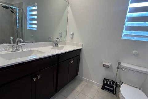 Adosado en alquiler en Homestead, Florida, 3 dormitorios, 159.05 m2 № 2376425 - foto 7