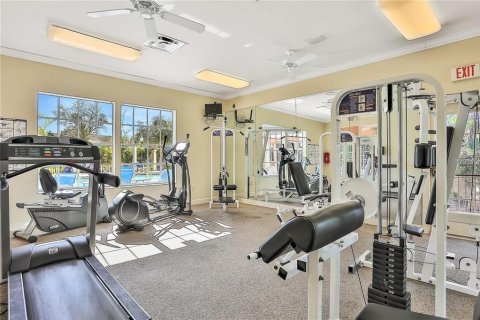 Condo in Oviedo, Florida, 2 bedrooms № 2219398 - photo 23
