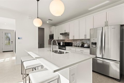 Villa ou maison à vendre à Englewood, Floride: 2 chambres, 153.75 m2 № 2398602 - photo 5