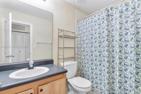 Купить таунхаус в Норт-Майами-Бич, Флорида 3 спальни, 89.74м2, № 2067809 - фото 13