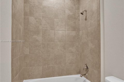 Touwnhouse à louer à Hollywood, Floride: 3 chambres, 165.37 m2 № 1931857 - photo 30