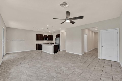 Touwnhouse à louer à Hollywood, Floride: 3 chambres, 165.37 m2 № 1931857 - photo 7